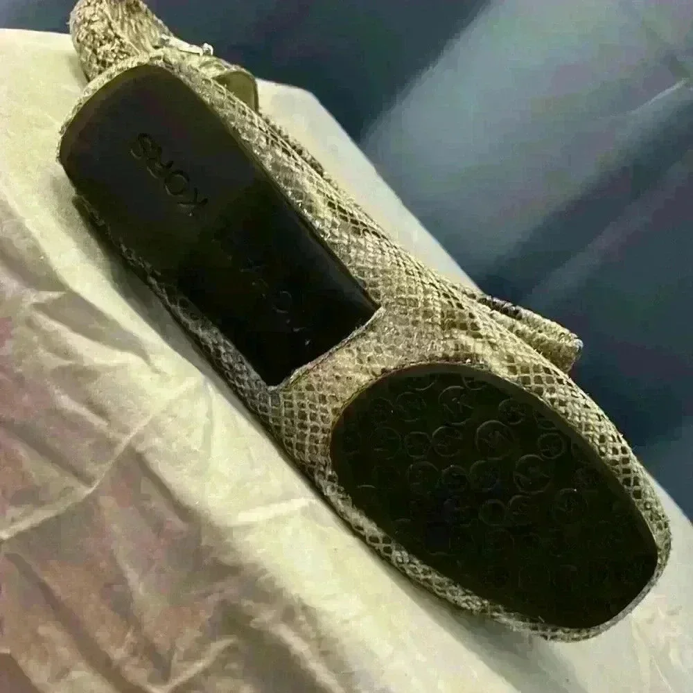 Micheal Kors Snakeskin Flats
